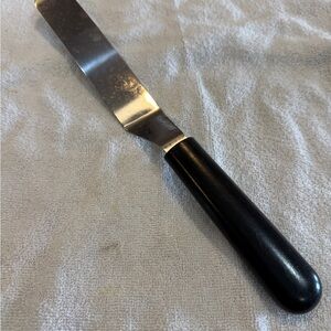 Pampered Chef Black Handle Offset Spatula